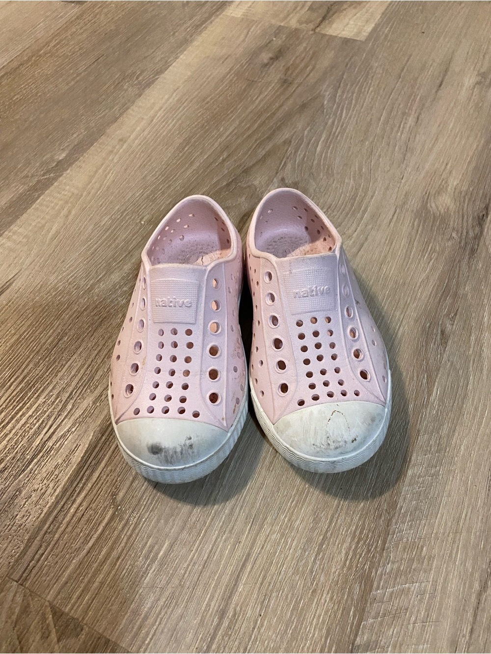Native Kids Water Shoe in Pale Pink with White Toe